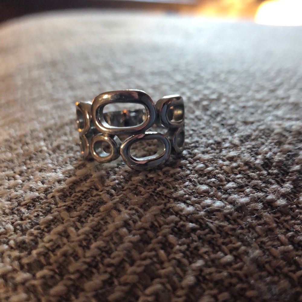LIA SOPHIA SILVER TONE RING SIZE 8